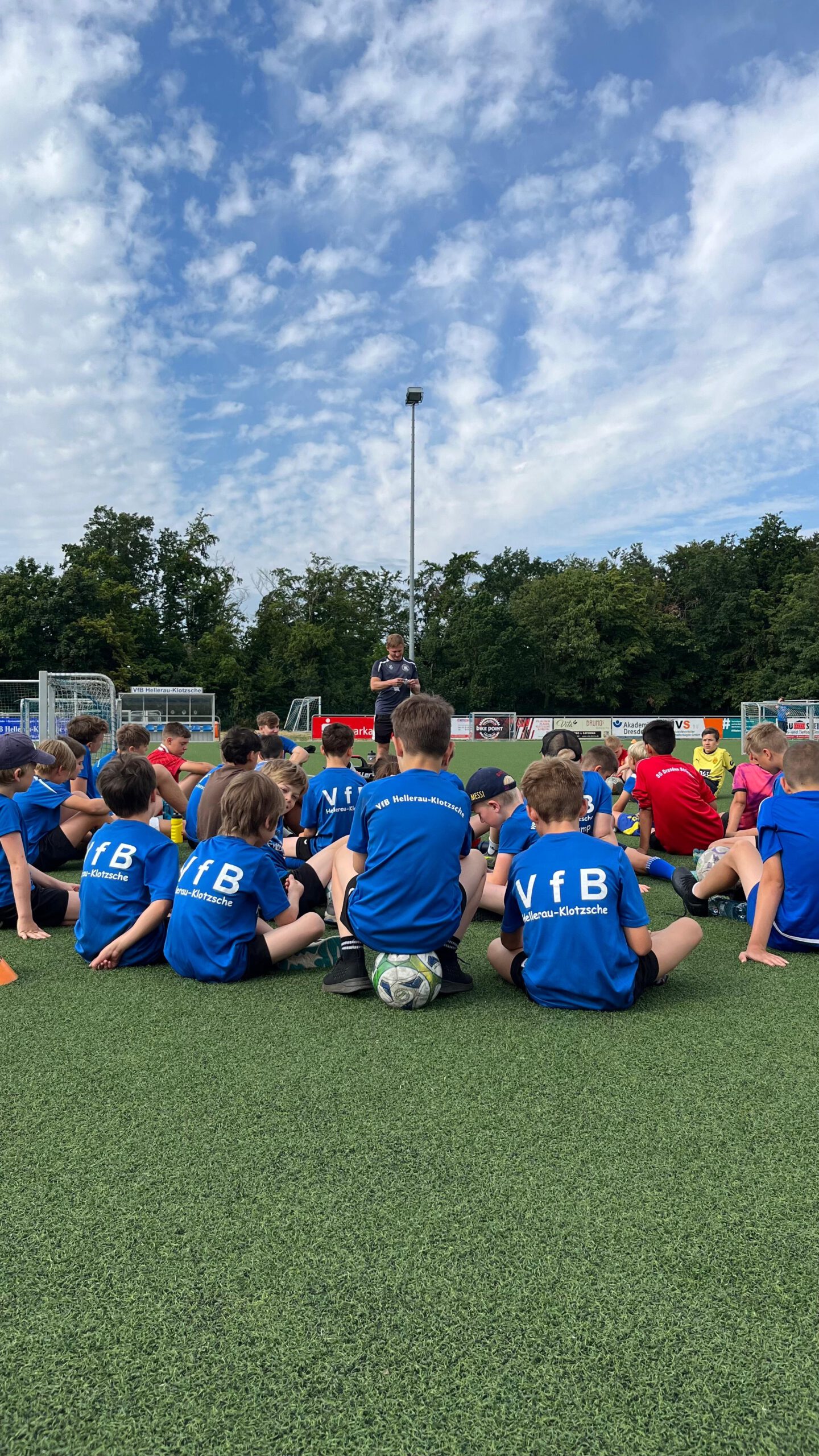 Sommer-Fußballcamp mit 50 Kids