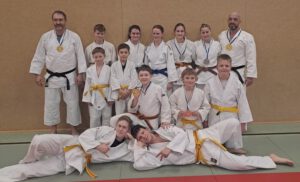 Mehr über den Artikel erfahren Abt. Judo bei internat. Wettkampf erfolgreich