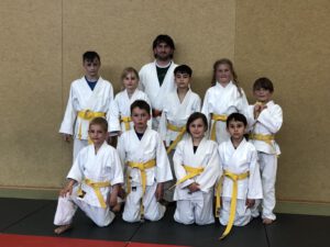 Mehr über den Artikel erfahren Gürtelprüfung und Wettkampferfolge im Judo